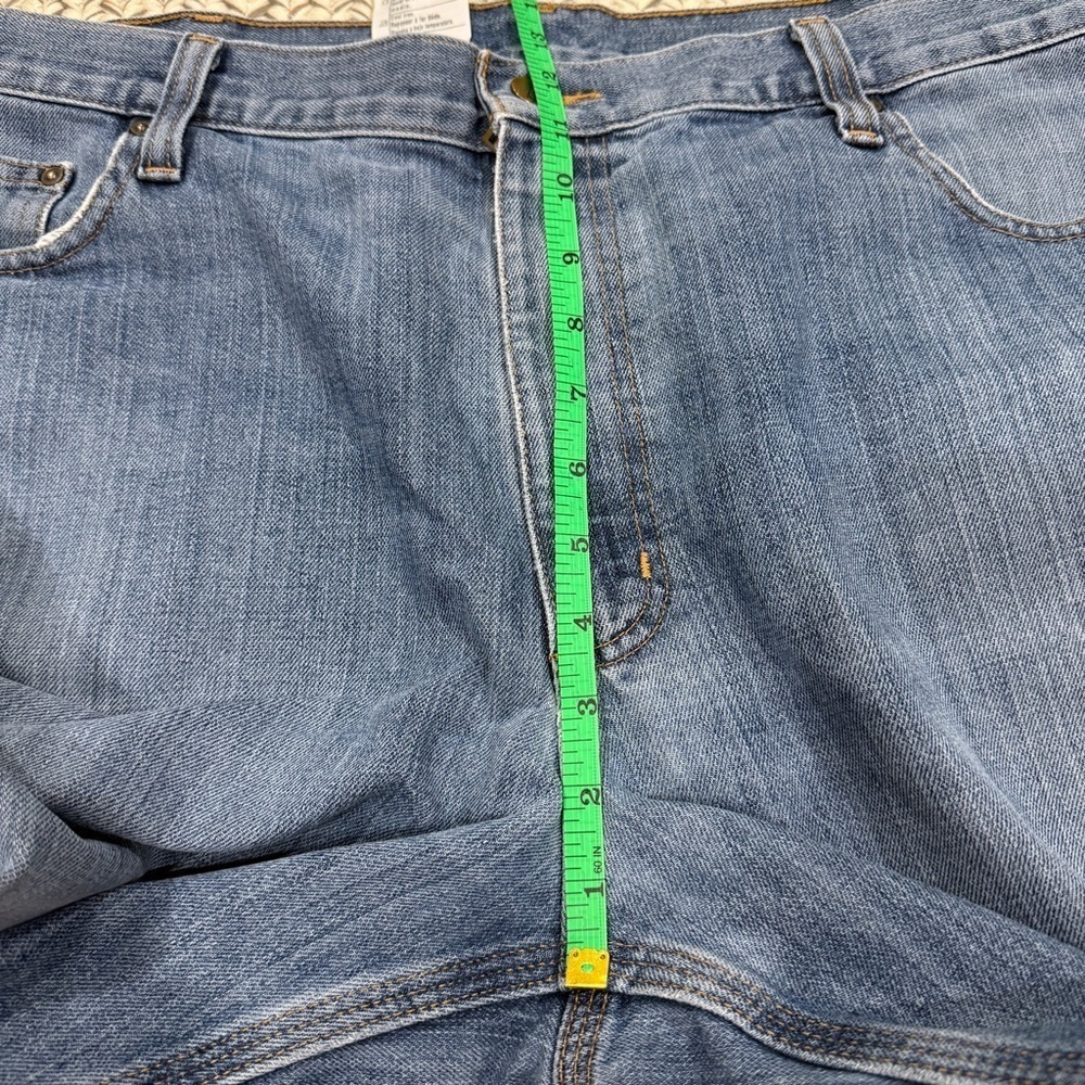 Carhartt Medium Wash Relaxed Fit Jeans - Picture 11 of 12
